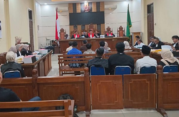 Salah Dasar Hukum, PH Terdakwa Anggap Dakwaan JPU Batal Demi Hukum
