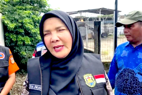 Wali Kota Eva Dwiana Tinjau Sejumlah Wilayah Terdampak Banjir Di Bandarlampung