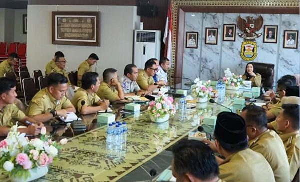 Bunda Eva Pimpin Rapat Persiapan Peringatan HUT Kota Bandarlampung dan Penguatan Kebersihan Lingkungan
