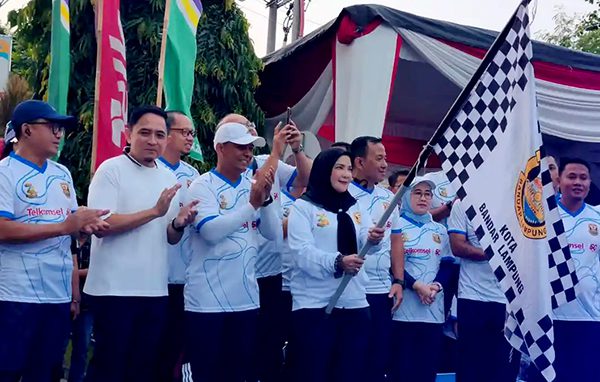 Bunda Eva: Iven Colour Run Bisa Jadi Ajang Silaturahmi Positif